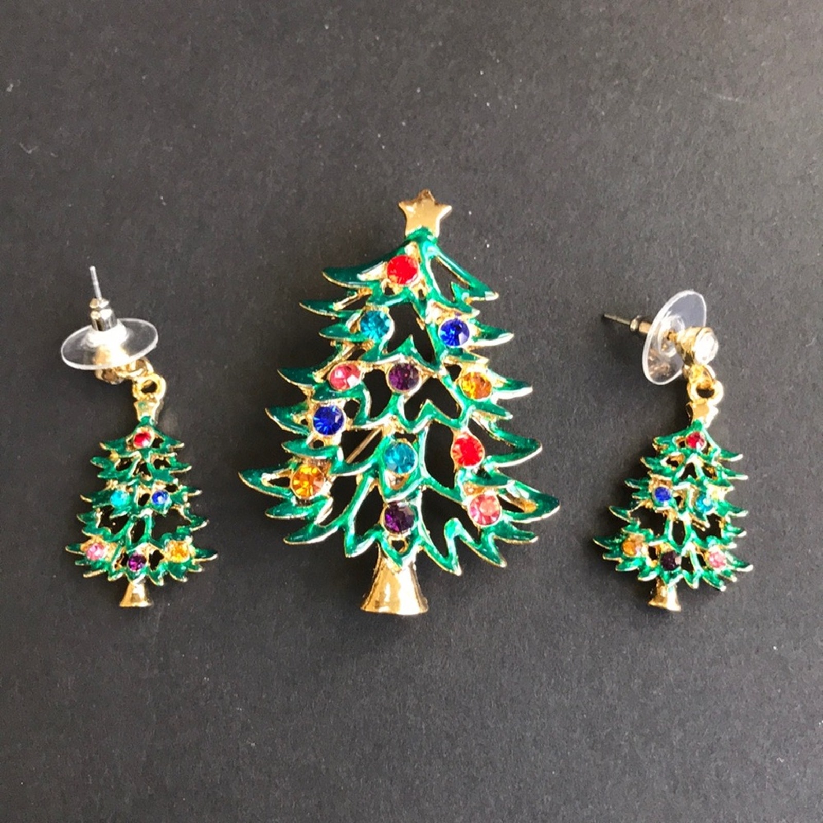 Festive Christmas Tree Jewelry Set Rhinestone Ornaments Brooch Pierced Earrings
